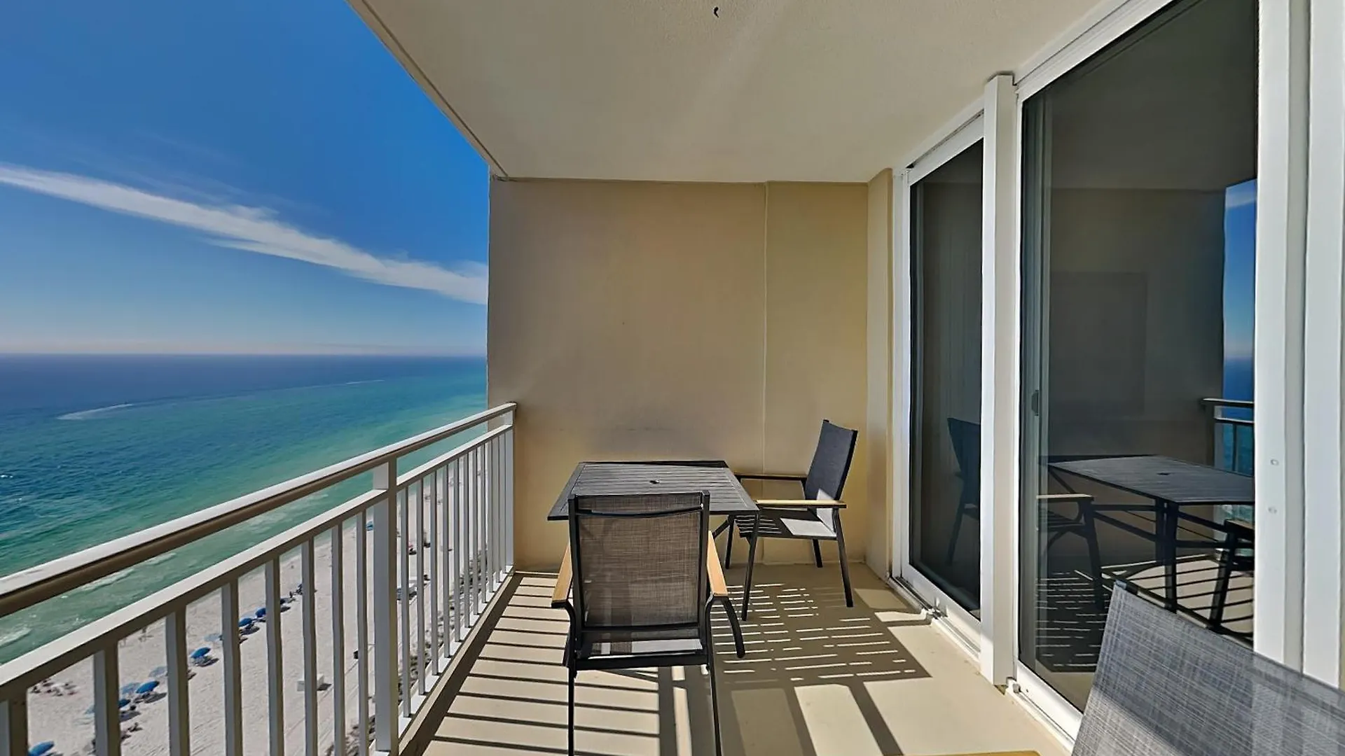 Apartment Emerald Beach 1531 Panama Stadt USA